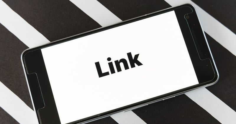 How to Write SEO Friendly URL Slugs That Boost Your Rankings